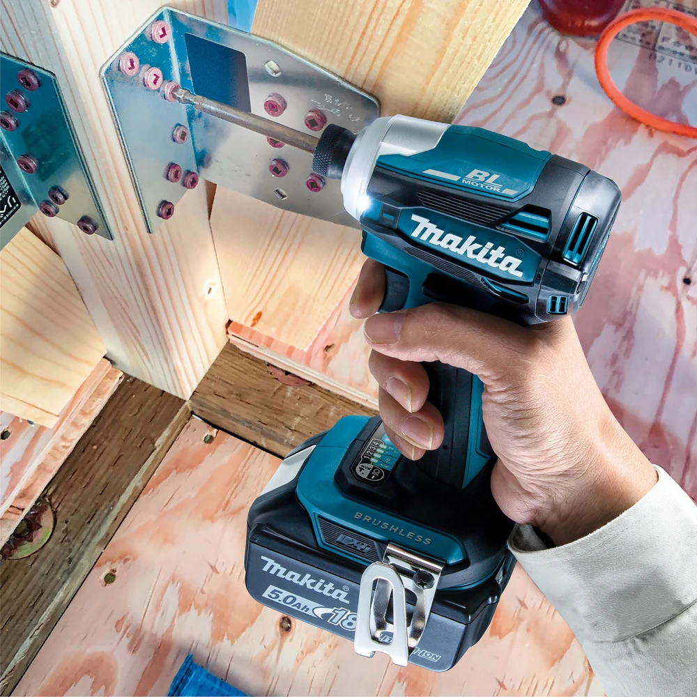 Шуруповерт Makita DTD172Z 4