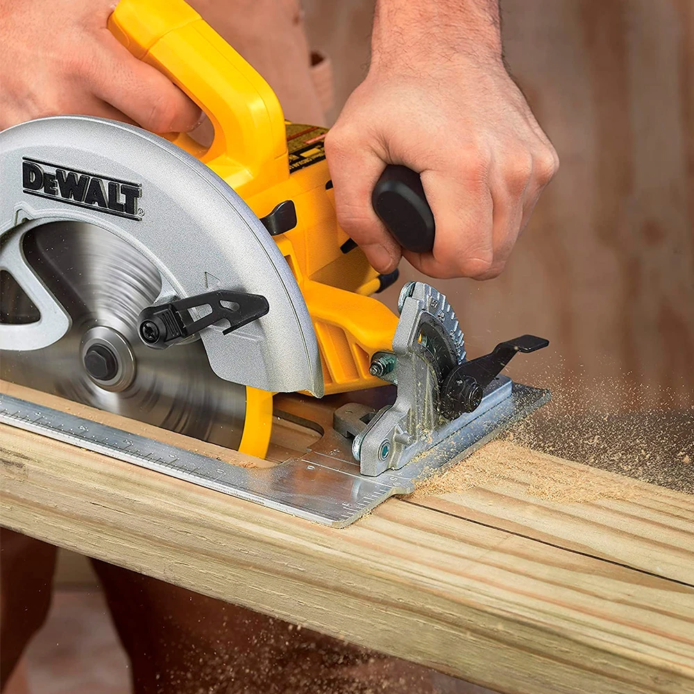 Пила дисковая DeWALT DWE575K-QS 3