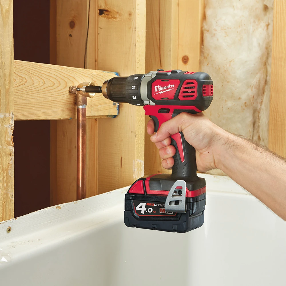 Дрель Milwaukee M18 BDD-402C(4933443565) 3