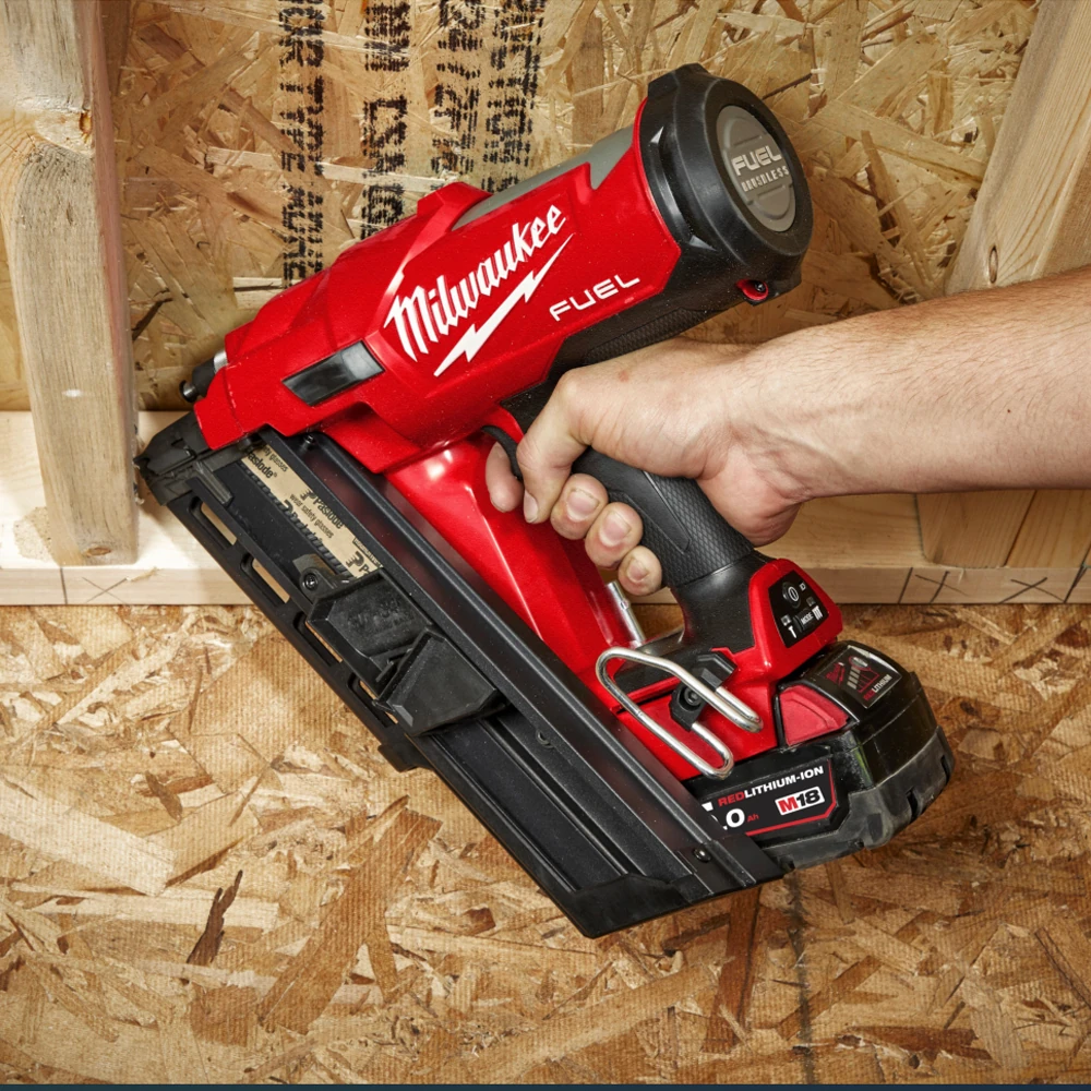 Гвоздезабиватель Milwaukee M18 FFN-502C (4933471404) 2