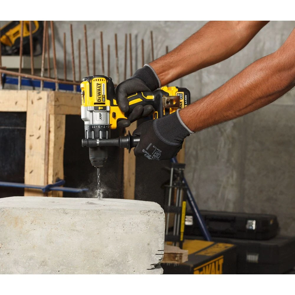 Дрель DeWALT DCD996P2-QW 9