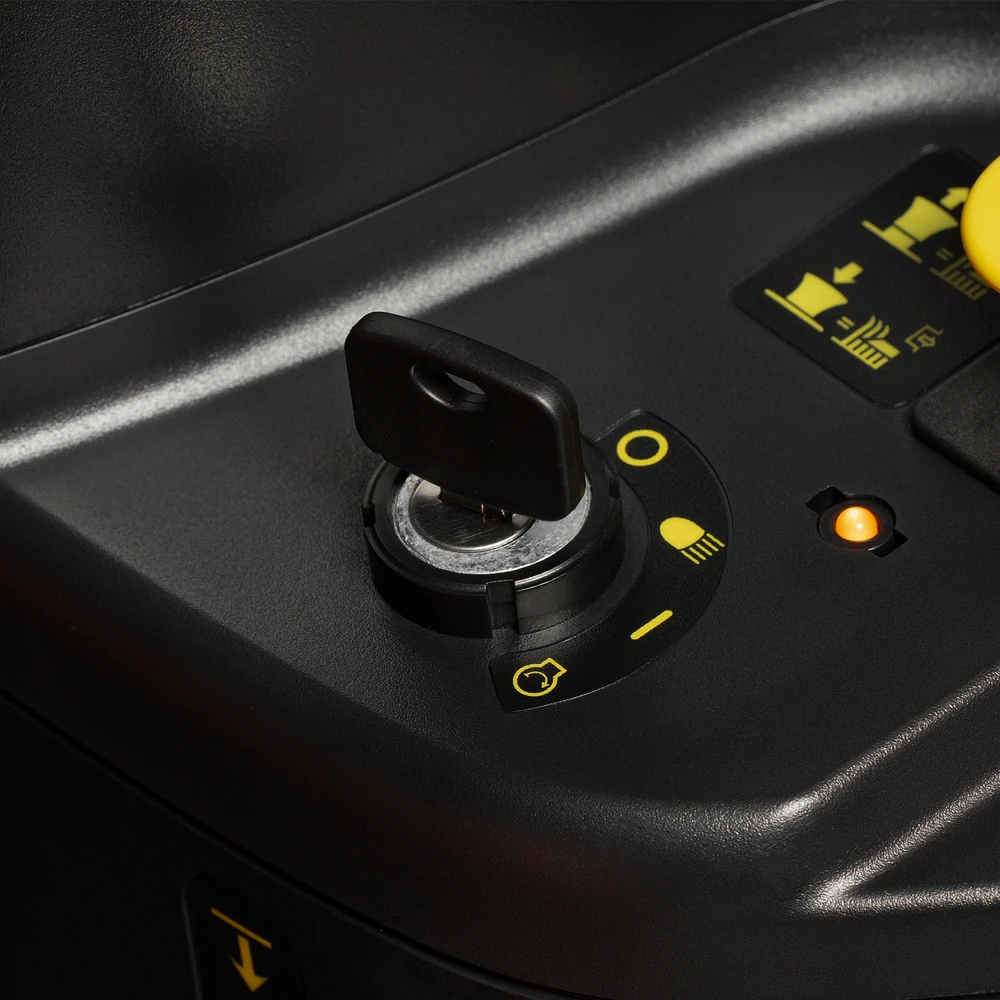 Трактор Daewoo DLT 98 HV 11