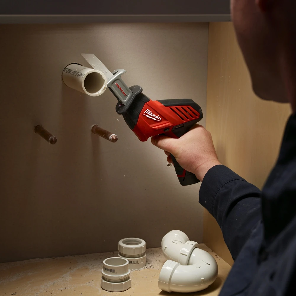 Пила сабельная Milwaukee M12 C12HZ-0 (4933411925) 2