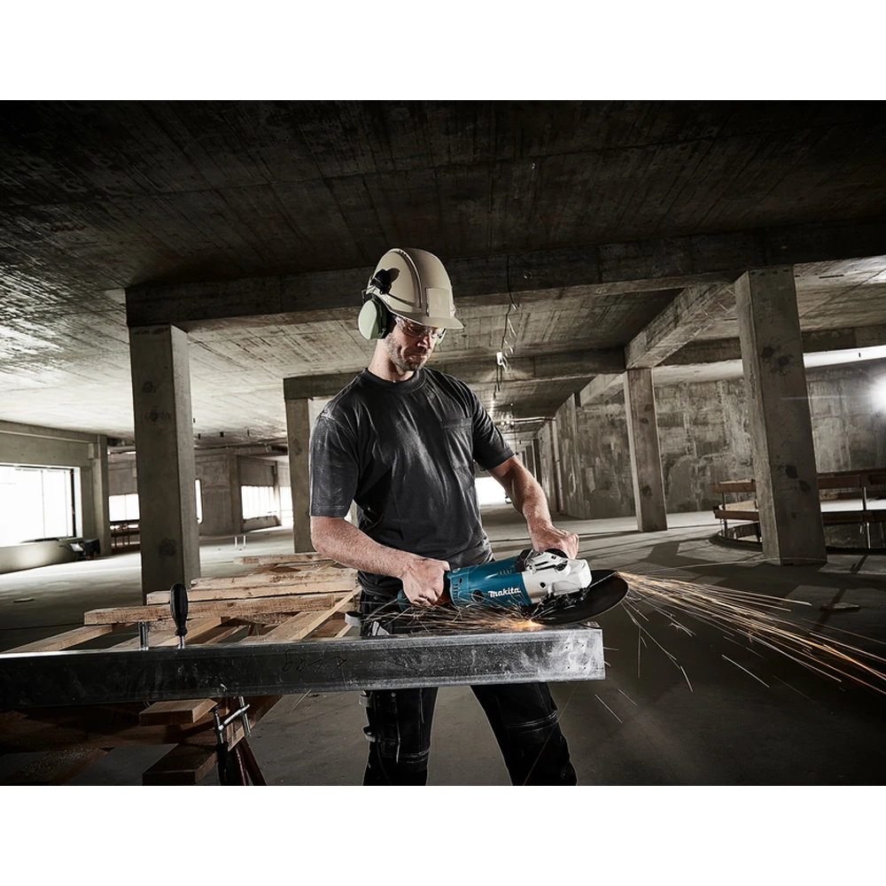 Углошлифовальная машина Makita GA9020SF 3