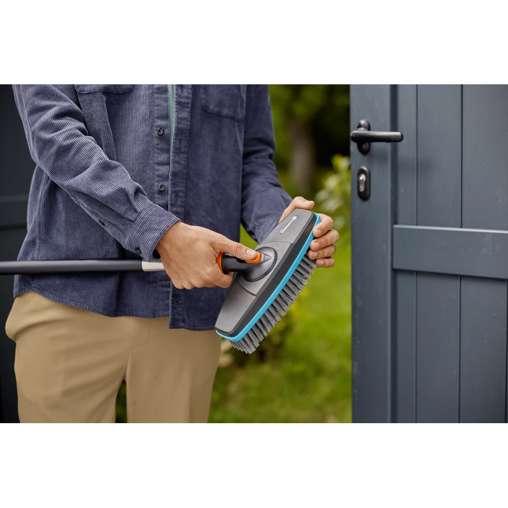 Щетка Gardena 18810-20 3