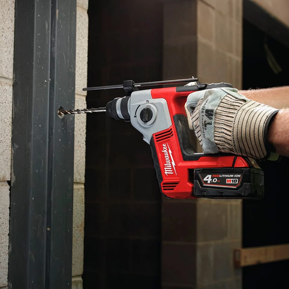 Перфоратор Milwaukee M18 BH-402C (4933443330) 4