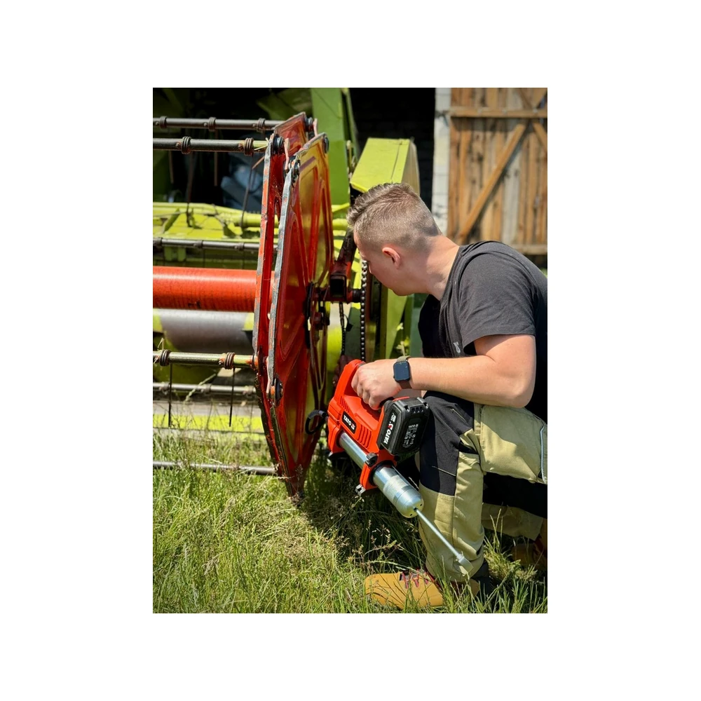 Шприц для смазки YATO YT-07021 6