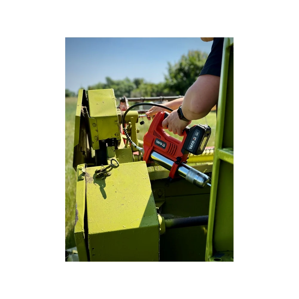 Шприц для смазки YATO YT-07021 8