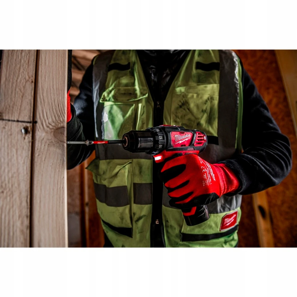 Дрель Milwaukee M12 BDD-202С (4933441915) 4