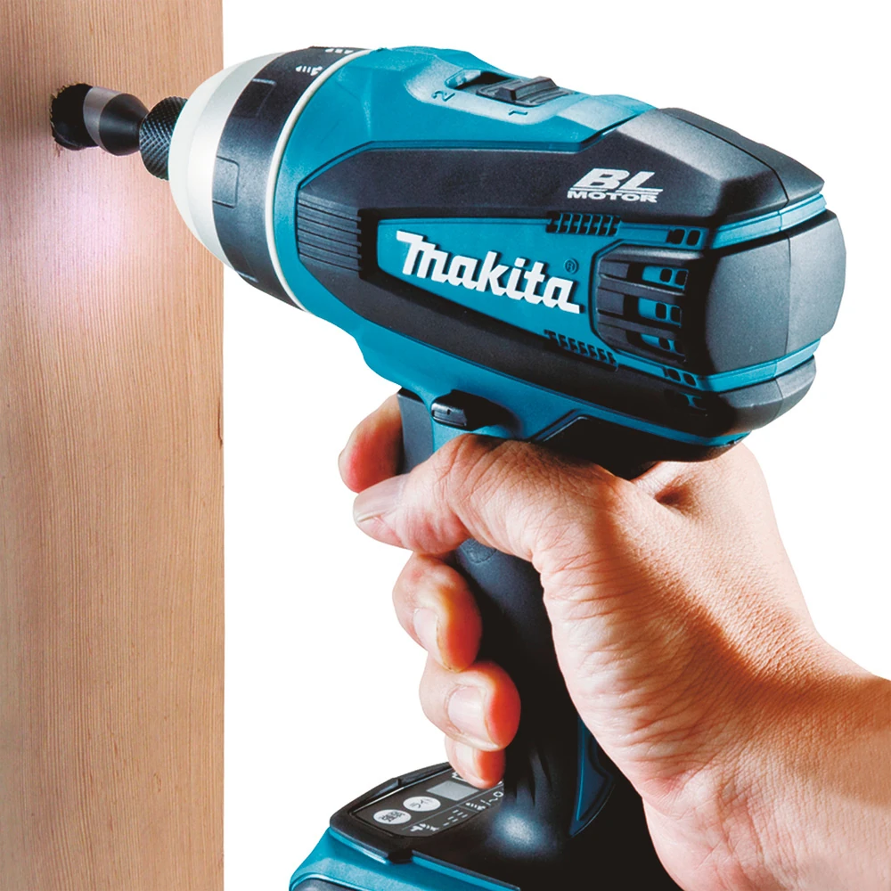 Шуруповерт Makita DTP141Z 2