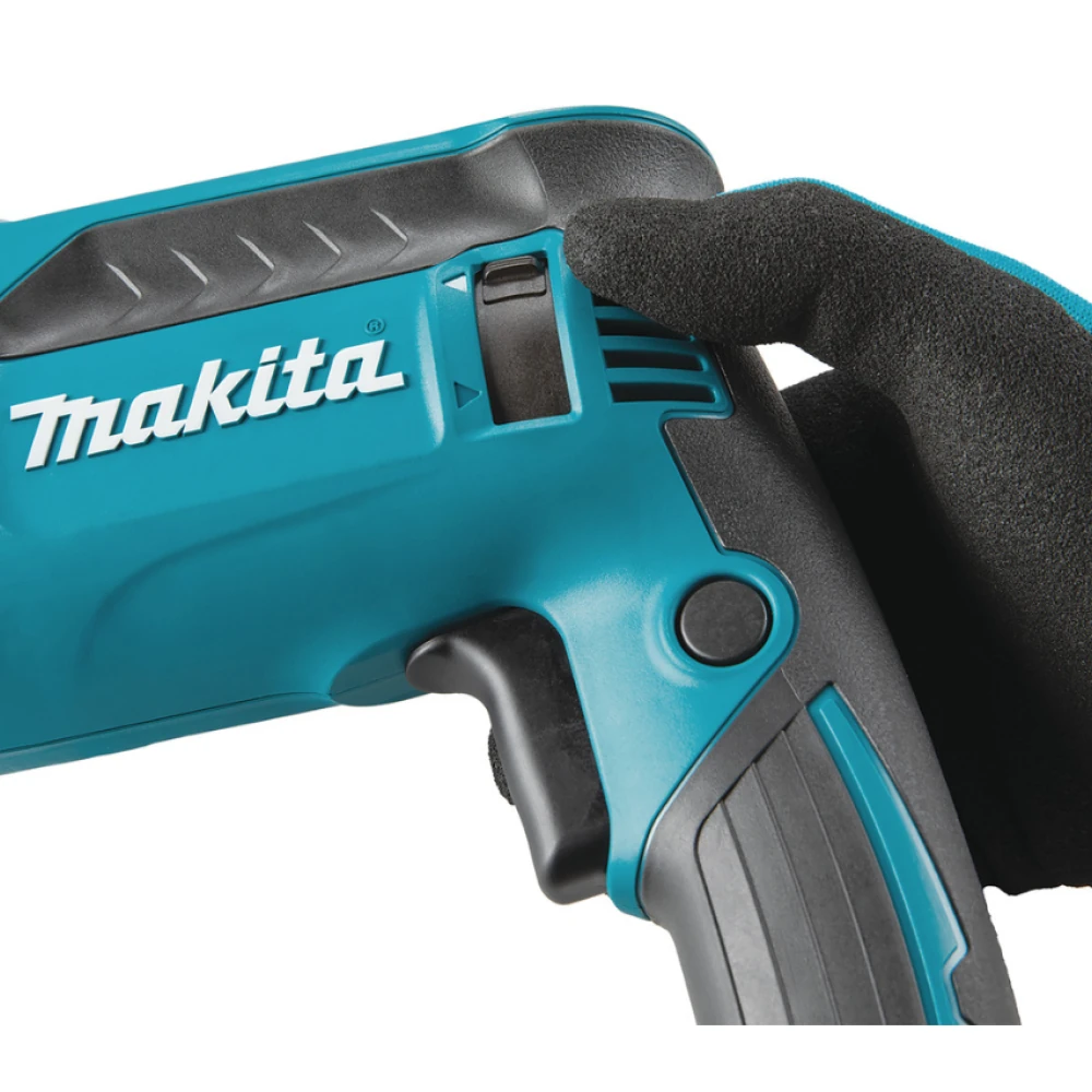 Дрель Makita DP4021 3
