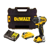 Шуруповерт DeWALT DCF601D2-QW1