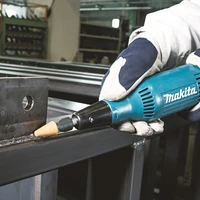 Прямошлифовальная машина Makita GD06033