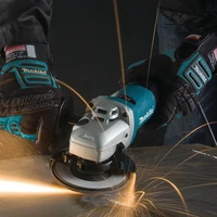 Углошлифовальная машина Makita 9565PCV2